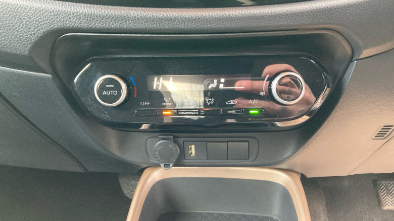 Toyota Aygo X 1.0 VVT-i Edge 5dr Auto Petrol Hatchback